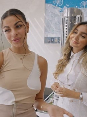 Strip-tease intégral